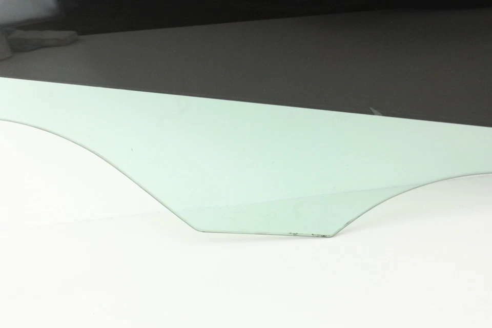 08-14 Mercedes Benz C300 C350 LH Puerta Trasera Izquierda Ventana Vidrio Fabricante de Equipo Original Foto 4 de 4