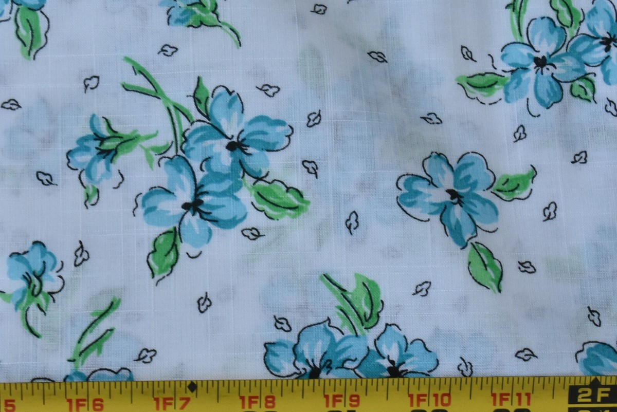 coton(コトン)ページ By 1/2 Yd, Vintage Blue & Green Floral on White Linen-Look Cotton