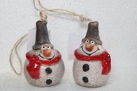Niedliches Schneemann-Paar (Glocke) Zum HäNgen, Keramik, H Ca. 9 Cm, Winterdeko