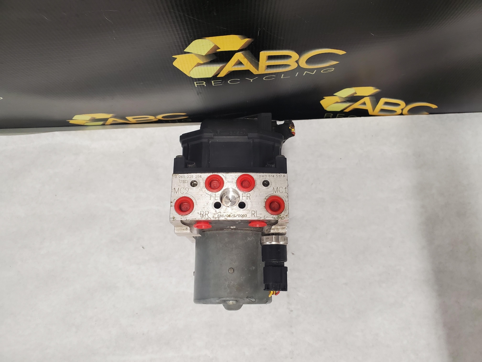 2007 Bentley Flying Spur ABS Anti-lock Brake Pump Assembly BENTLEY 07 OEM