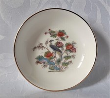 WEDGWOOD KUTANI KRANICH UNTERSETZER KNOCHENPORZELLAN SCHMUCKSCHALE ORANGE UND ROSA BLUMEN