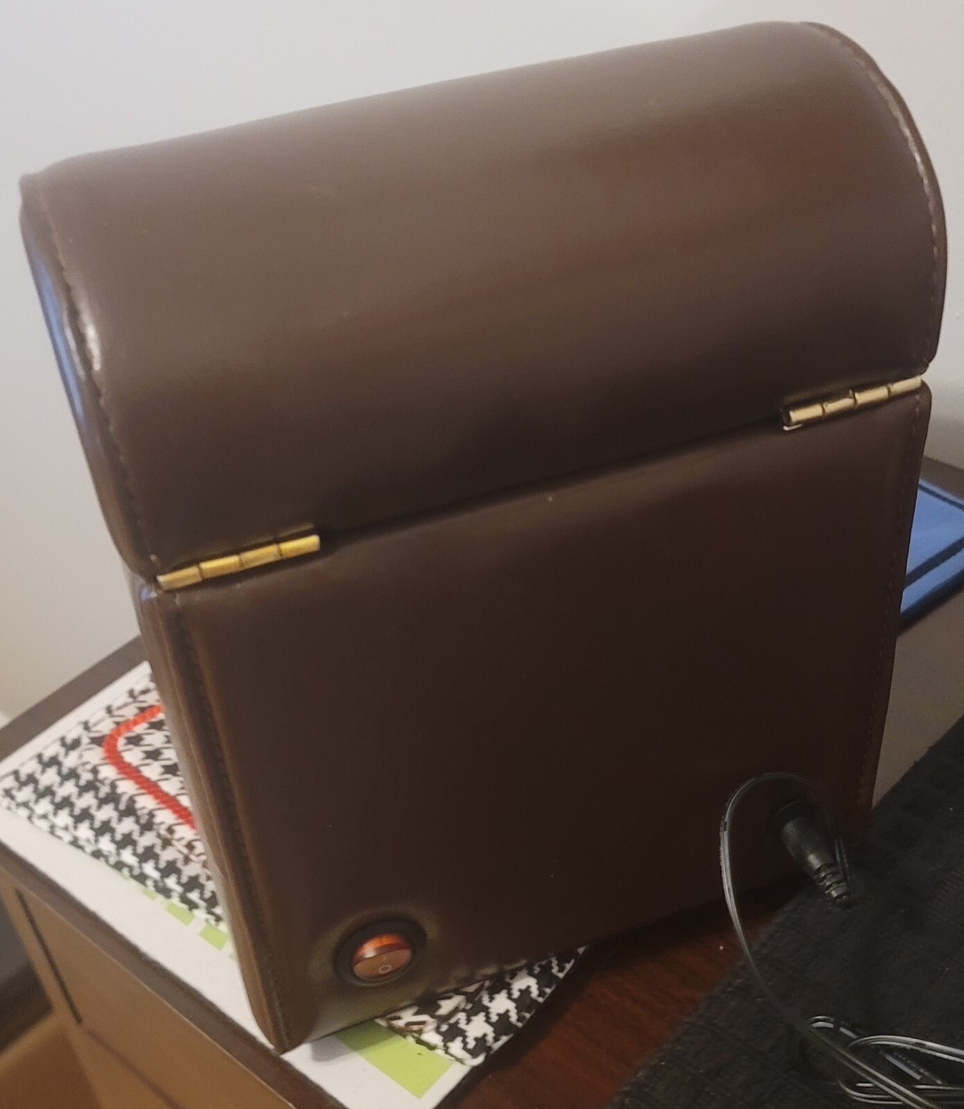 Kendal watch winder for 2 watches brown upholstery cover with acrylic