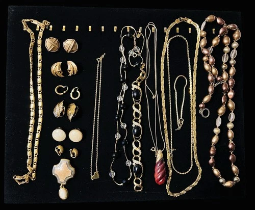 Vintage Trifari Gold Tone Necklace, Bracelet, Earring Jewelry Lot of 16