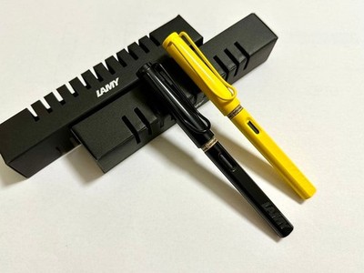 LAMY Safari Fountain Pen 2024 Limited Yellow Black EF Nib 2 Pen Set