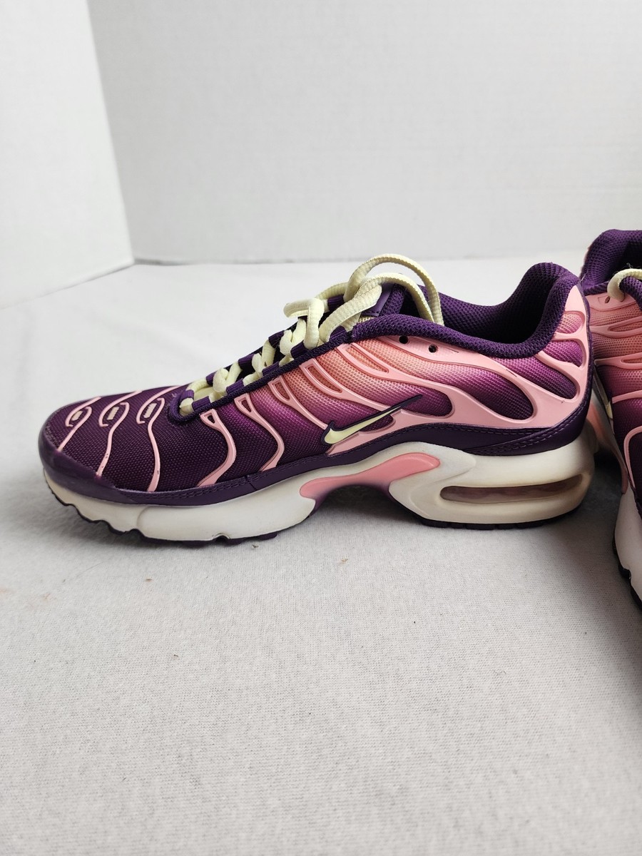 Size 6 (GS) - Nike Air Max Plus TN Tuned Low Lucky Charms for sale
