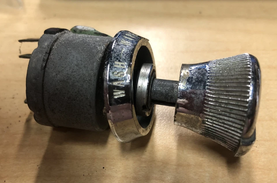 Pontiac GTO 1968 LeMans Tempest interruptor de limpiaparabrisas de 2 velocidades usado OEM Delco Foto 3 de 3