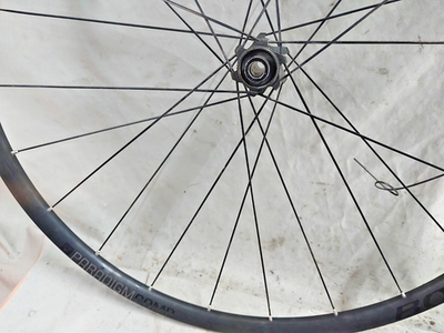 Trek Bontrager Paradigm Comp 700c Bike Wheel Set 142/100/12mm Thru