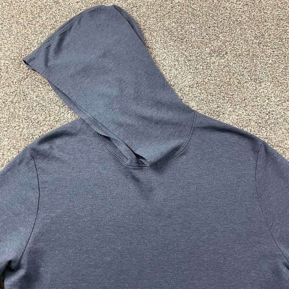 Sudadera con Capucha Travis Mathew Hombres Mediana Azul Pullover Brezo Siete Minuetos Con Capucha Golf Foto 2 de 4