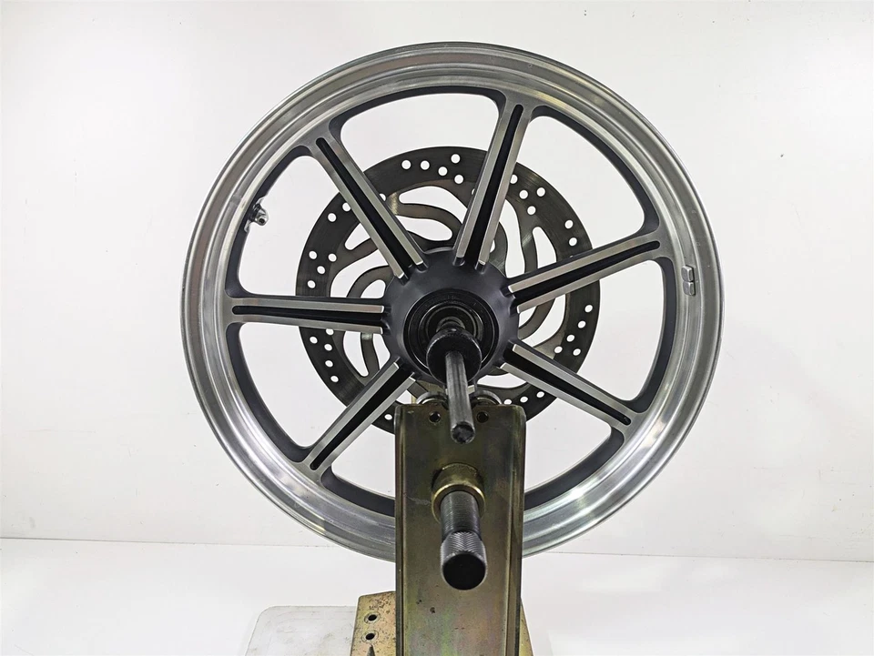 Llanta delantera Triumph Bonneville Straight 2013 17x3 T2000361 Foto 4 de 4