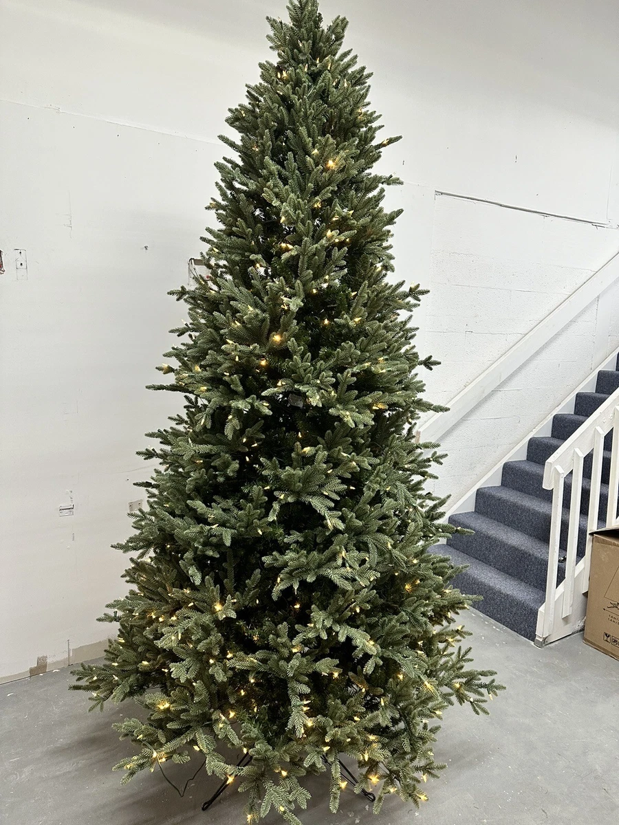 Costco 9ft Christmas Tree - 900 Dual Led Lights. No Remote, Few Led Need  Replace