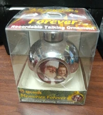 MEMORIES FOREVER RECORDABLE TALKING ORNAMENT SILVER NEW