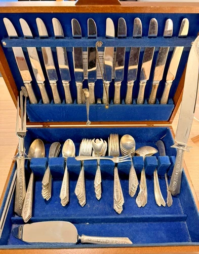Wallace Sterling Silver Flatware 99 Pieces Set