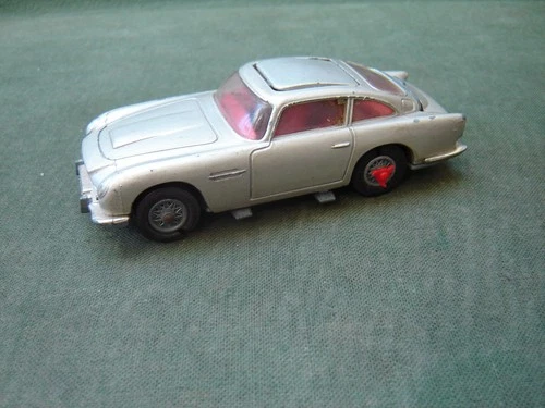 Vintage 1960's Corgi Toys James Bond 270 Aston Martin DB5 007