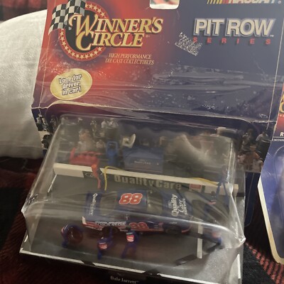 VTG Winners Circle #88 Dale Jarrett Pit Series And Tech Series Lot Of 2