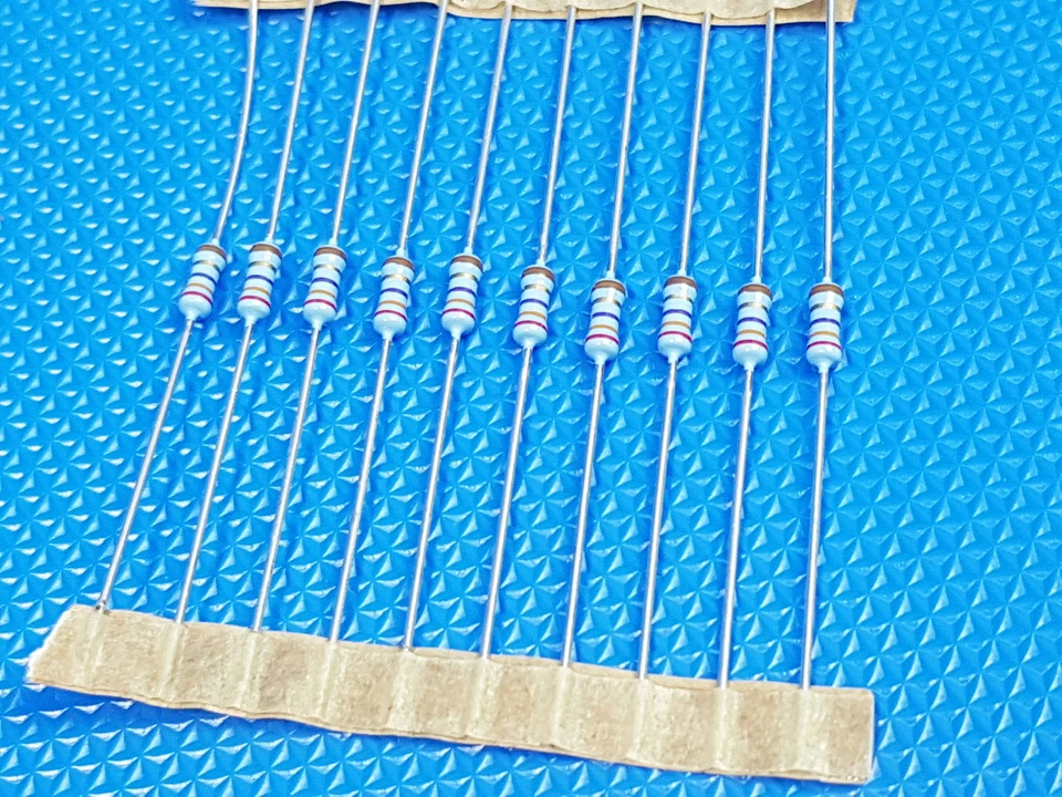 10 Stück MBB 0207-50 23R7 1% Toleranz Metallfilm Widerstände Inkl. MwSt - Image 3 of 4