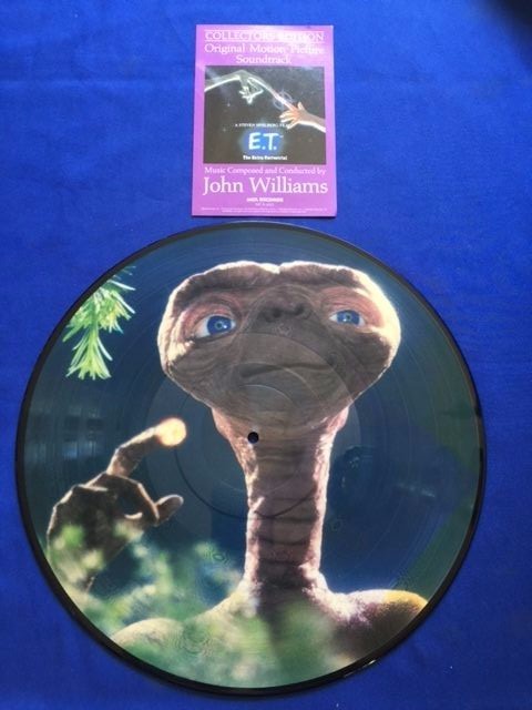 E.T.: THE EXTRA-TERRESTRIAL: COLLECTOR'S EDITION. MOTION PICTURE