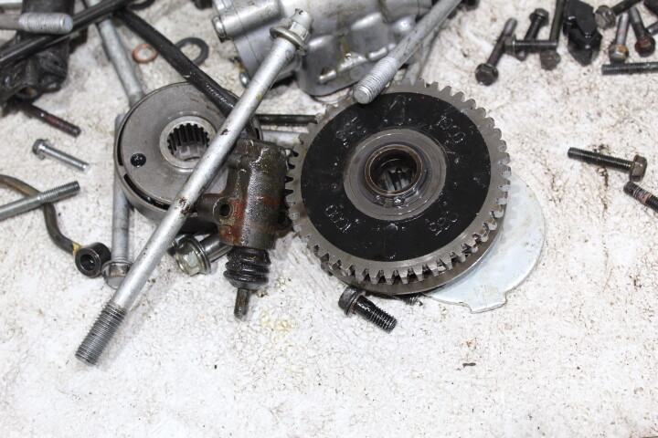 94-96 KAWASAKI CONCOURS 1000 ZG1000A ENGINE PARTS AND HARDWARE LOT