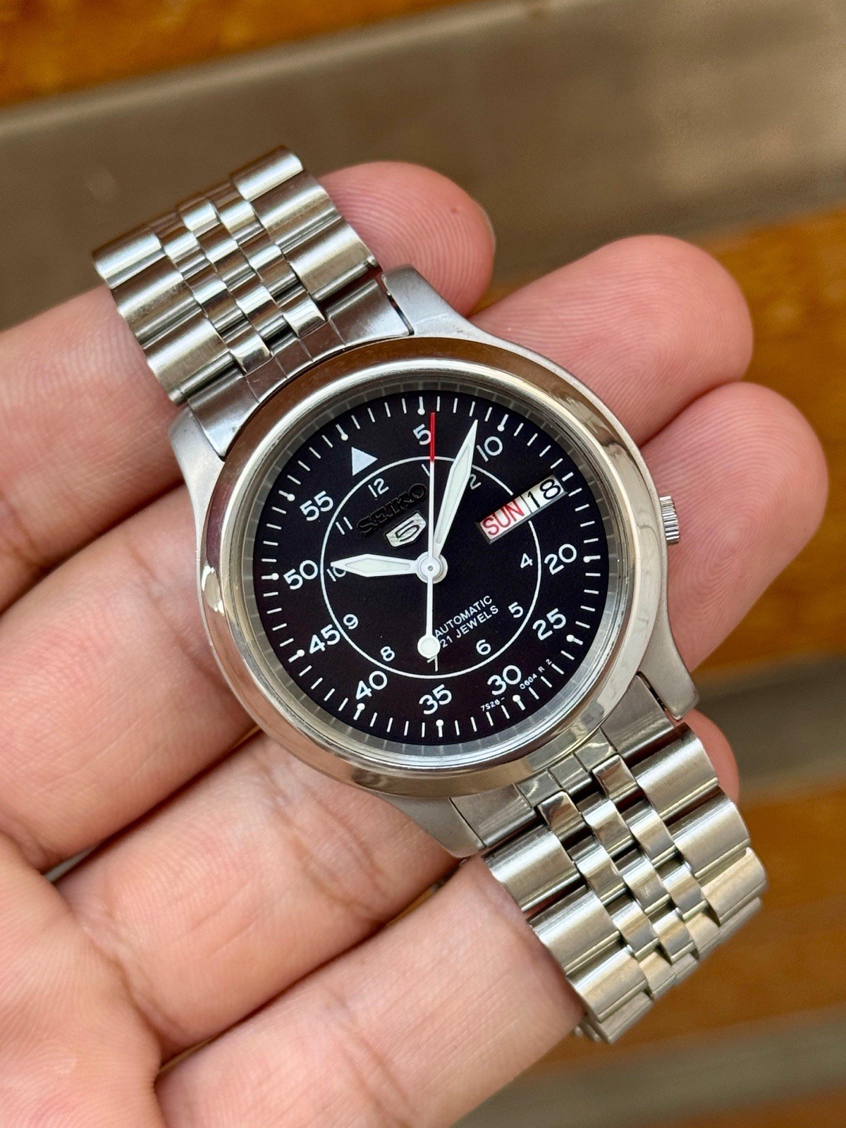Vintage Seiko 5 Automatic Mens 21 Jewel's Wrist Watch Japan Made