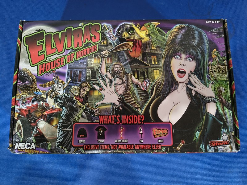 NECA ELVIRA HOUSE OF HORRORS BOXED SET  STERN PINBALL Sz L New But Open Box