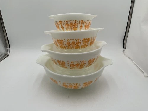 RARE PYREX ORANGE/PUMPKIN AMISH BUTTERPRINT CINDERELLA MIXING BOWL SET 441-444