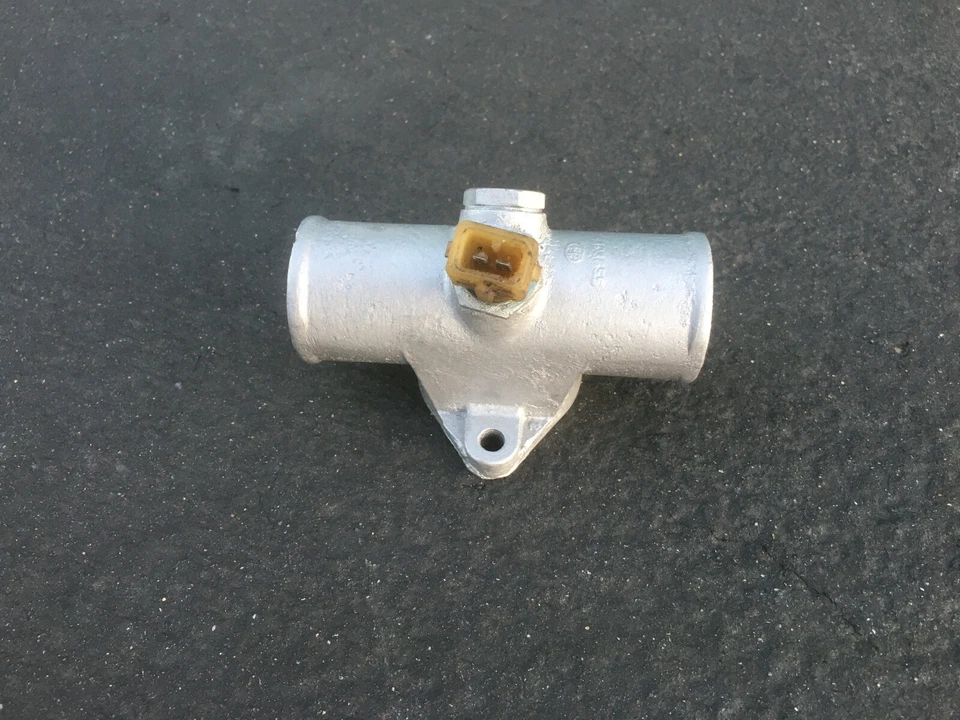 FIAT 124 125 131 132 Termostato Distribuidor de Agua Sensor T Montaje Refrigerante Usado Foto 3 de 4