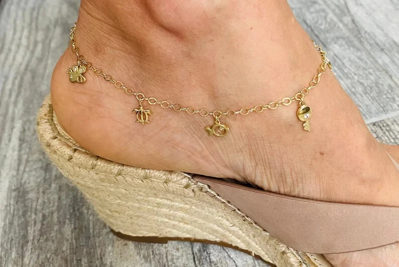 Gold charm clearance anklet