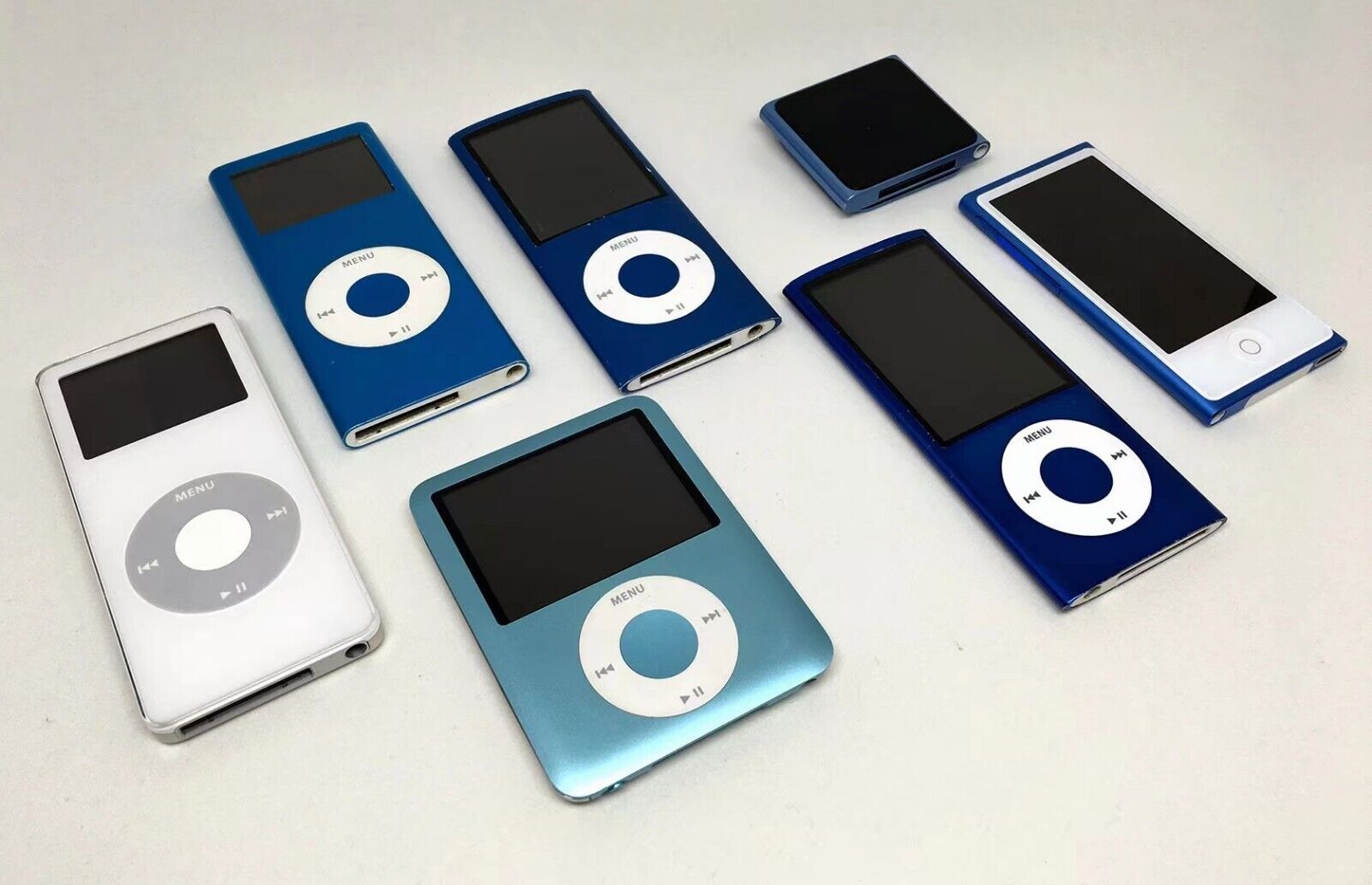 未開封 iPod nano Serial No. YM025VQG71Y 最新作の 22050円引き feeds