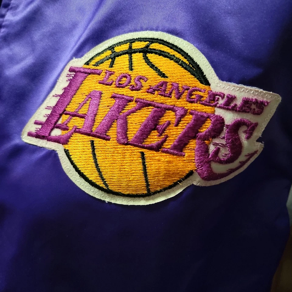 Chaqueta satinada vintage de Los Angeles Lakers NBA púrpura Starter para hombre M *envío gratuito* Foto 4 de 4