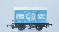 Tri-ang Hornby FISH VAN "FINE FISH" OO / HO Scale Train Car - R.013