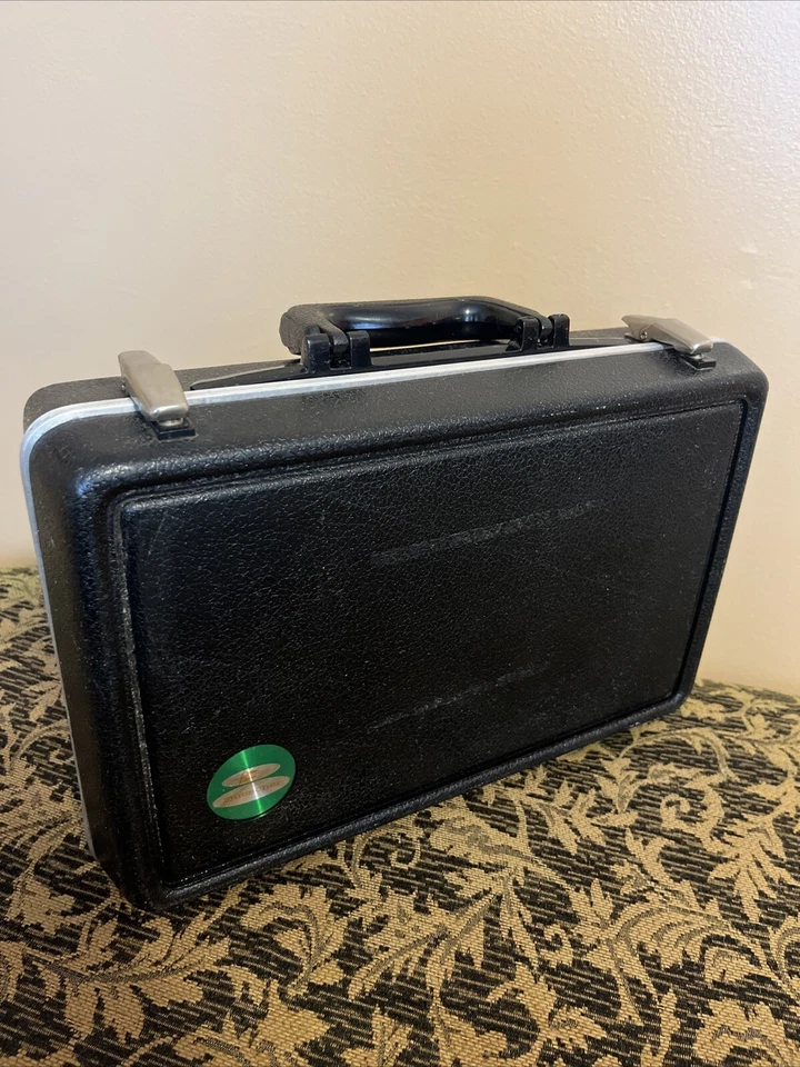 Oboe Buescher Aristocrat - NECESITA AJUSTE PERO JUEGA. LEER DESCRIPCIÓN Foto 2 de 4