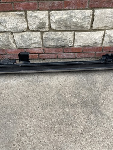 2007-2014 Cadillac Escalade EXV Left Power Running Board - Picture 3 of 12