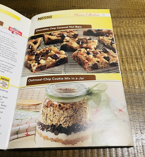 Nestle Holiday Favorites 76 Tear out Recipe Cards PIL Cookbooks From 2010 - Picture 7 of 8