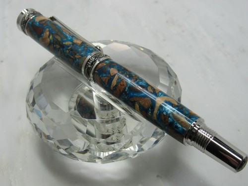 GORGEOUS HIGH QUALITY HANDMADE MAJESTIC JR CRUSHED LEAVES/BLUE ACRYLIC RB PEN - Picture 4 of 7