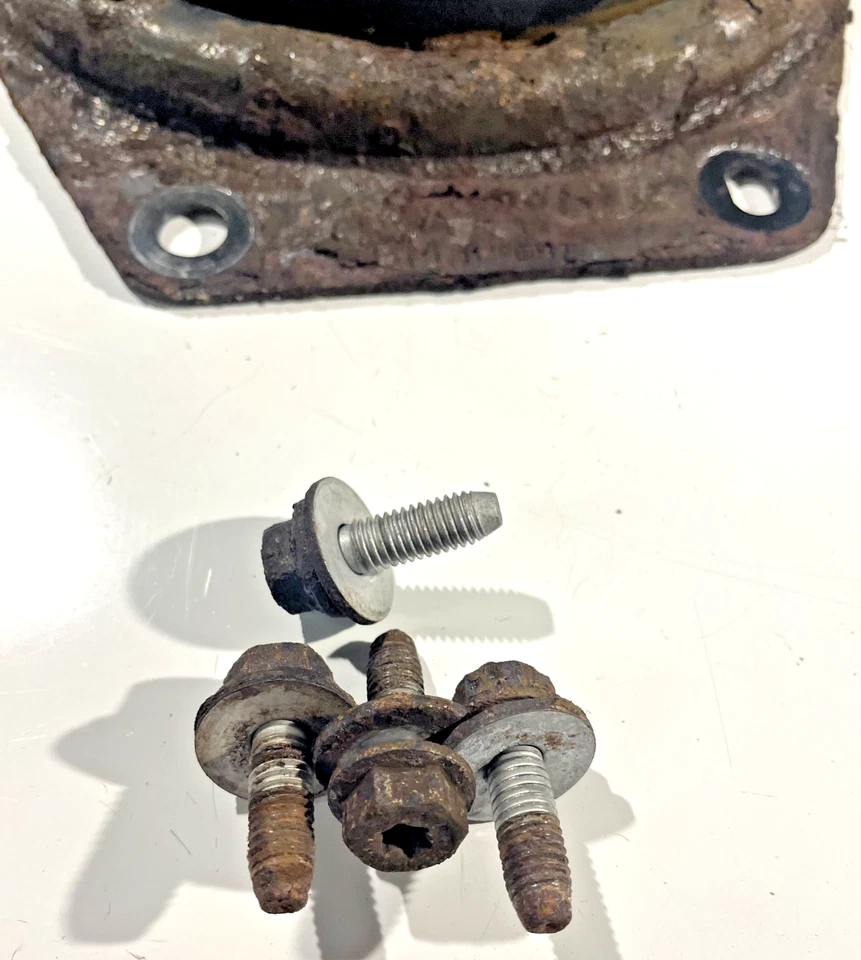 Vauxhall Vivaro Mk1 2012/Trafic Mk2 puntal superior trasero montaje placa de resorte OEM Foto 2 de 4