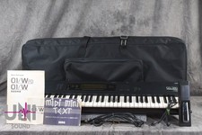 KORG 01/W FD Music Workstation Synthesizer in Very Good Condition