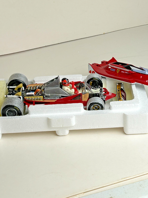 EXOTO 1/18 フェラーリ312T4 #11 1979 Exoto 1:18 Scale Diecast 1979 Ferrari 312 T4 Giles Villeneuve with