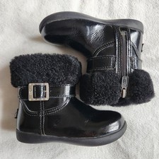 UGG Toddler Girls UK 7 Gemma Black Patent Leather Boots. Good Condition 