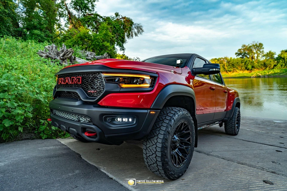 Kit M&R compatible con - 2019-2024 RAM 1500 Rebel Kit de luces antiniebla Foto 3 de 4