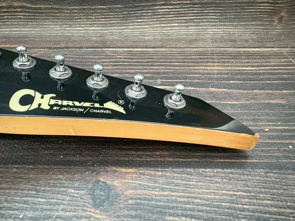 80 年代 Charvel 型号 1 协和式头颈枫木指板 — 第 3/4 张图片