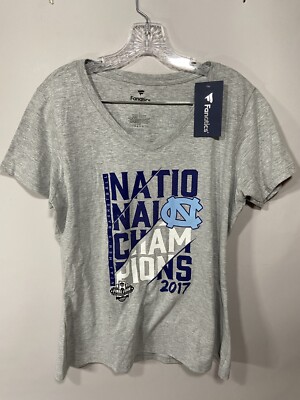 UNC Fanatics Large Womens 2017 Men Basketball University of North Carolina Champ