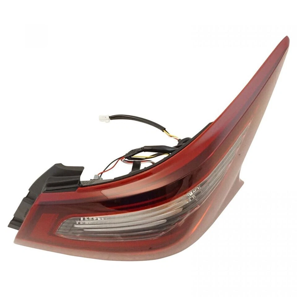 Conjunto de lámpara de luz trasera trasera con lente ahumada exterior derecha para Nissan Altima nuevo Foto 2 de 4