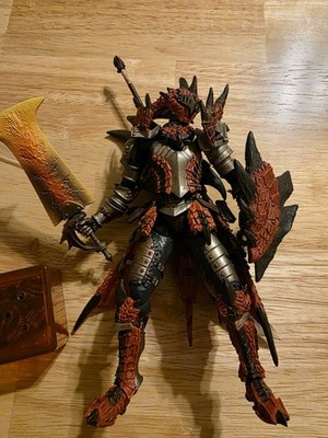 Revoltech Monster Hunter Ratholos Action Figure No Box