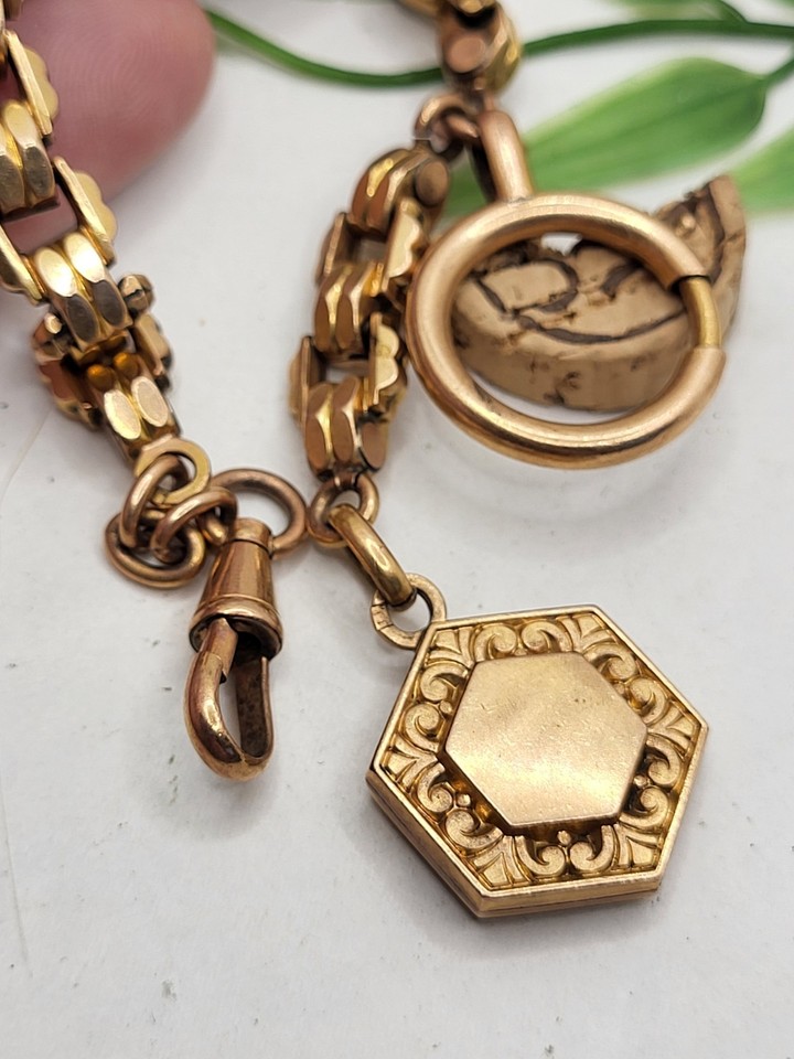 Montre-châtelaine émaillée vers 1850 Dossiers, Styles & Époques