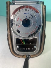 Vintage Sekonic "Auto Leader 3" Model 162 Light Meter - Japan - Includes case