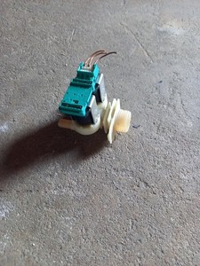 WASCHMASCHINE KOENIC KWF 61418 Einlassventil Magnetventil Ventil 9000533540