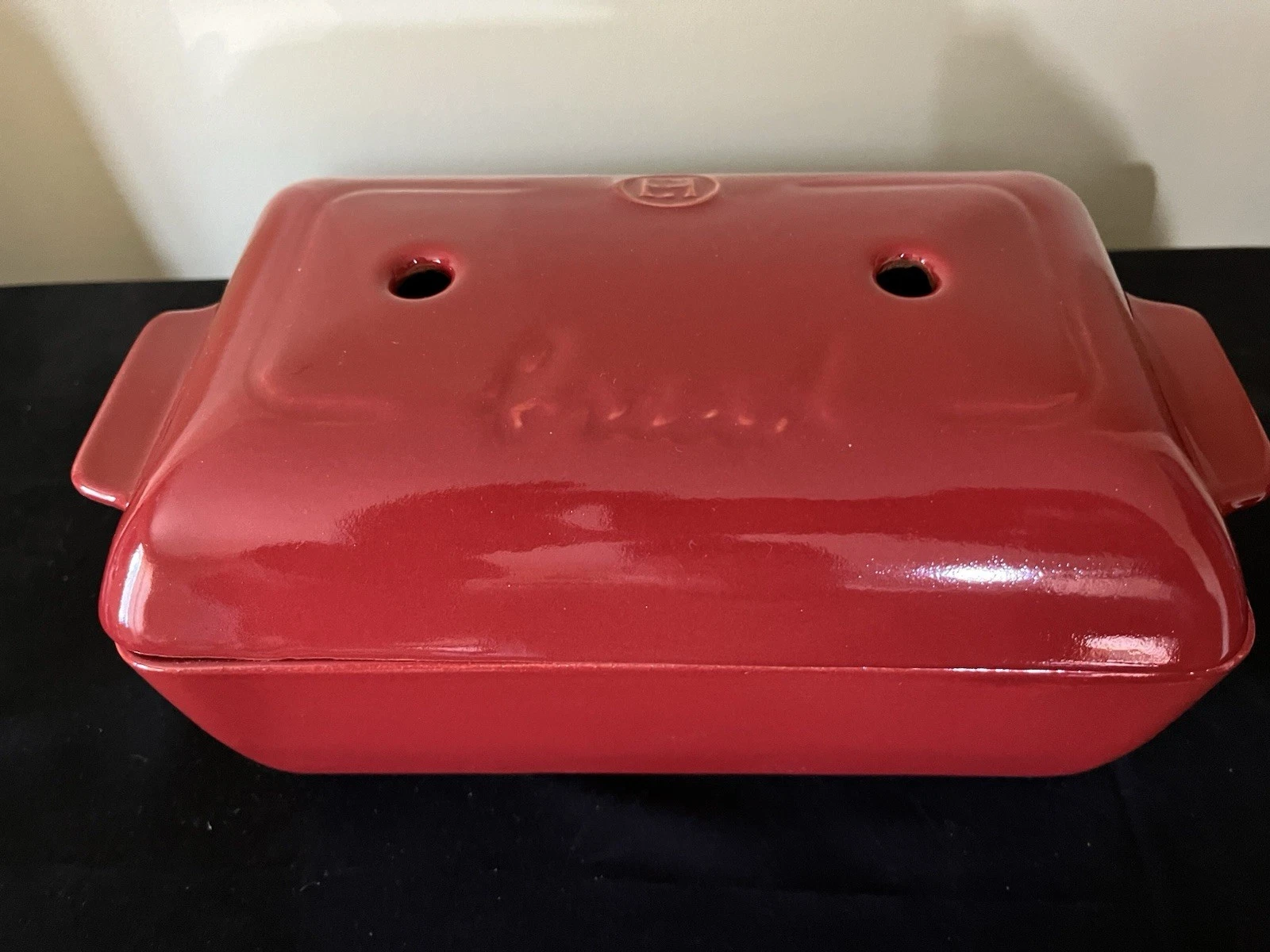 EMILE HENRY RED BREAD BAKER 9 1/2" EXC FRANCE
