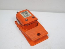 LINEMASTER/HERCULES 500-AN-5K POTENTIOMETER FOOT CONTROL,NOS,5000 OHMS,3/4NPT