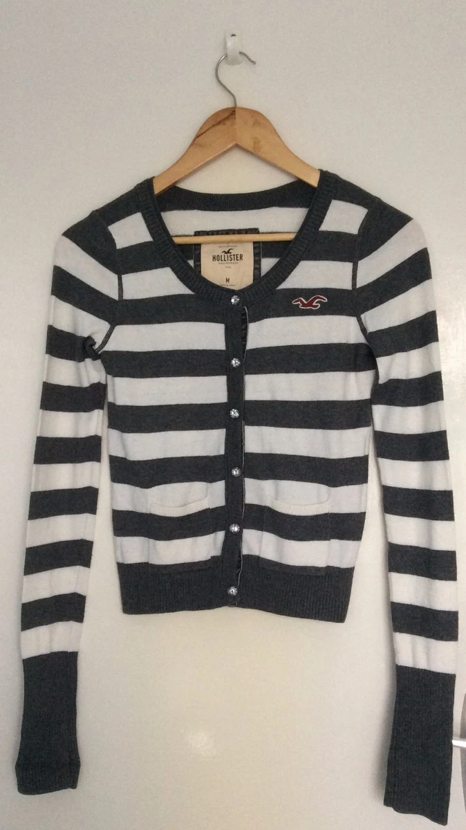 Hollister clothes shop for girls