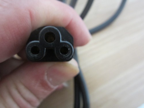 I-Sheng IS-034 3-Prong 125v AC 3ft US Cable - Picture 2 of 2