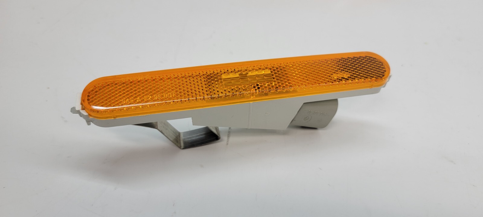 LAMBORGHINI MURCIELAGO FRONT LEFT DRIVER SIDE MARKER LIGHT OEM 410945071 NEW
